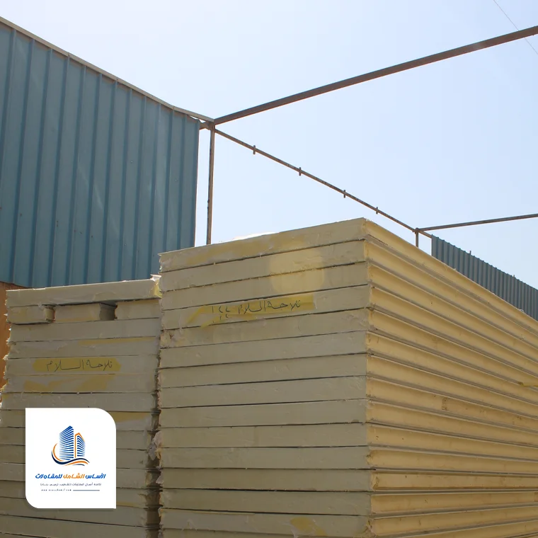 سعر متر الساندوتش بانل مع التركيب.